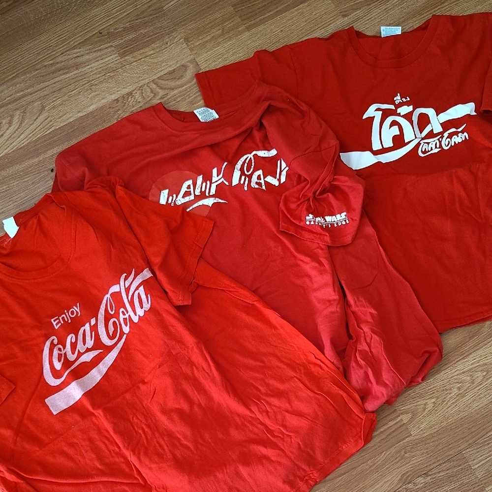 Vintage And Mixed Coca Cola Red Short Sleeve Tees